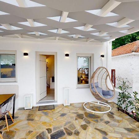 Yalos Luxury Home Agioi Saranta Kültér fotó