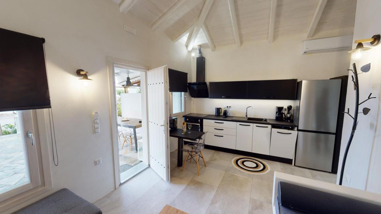 Yalos Luxury Home Agioi Saranta Kültér fotó